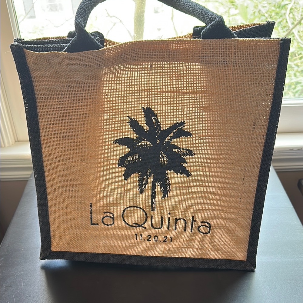 La Quinta Jute Tote Bag with Palm Tree Design
